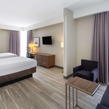 La Quinta Inn & Suites By Wyndham Tulsa Downtown - Route 66 Kültér fotó