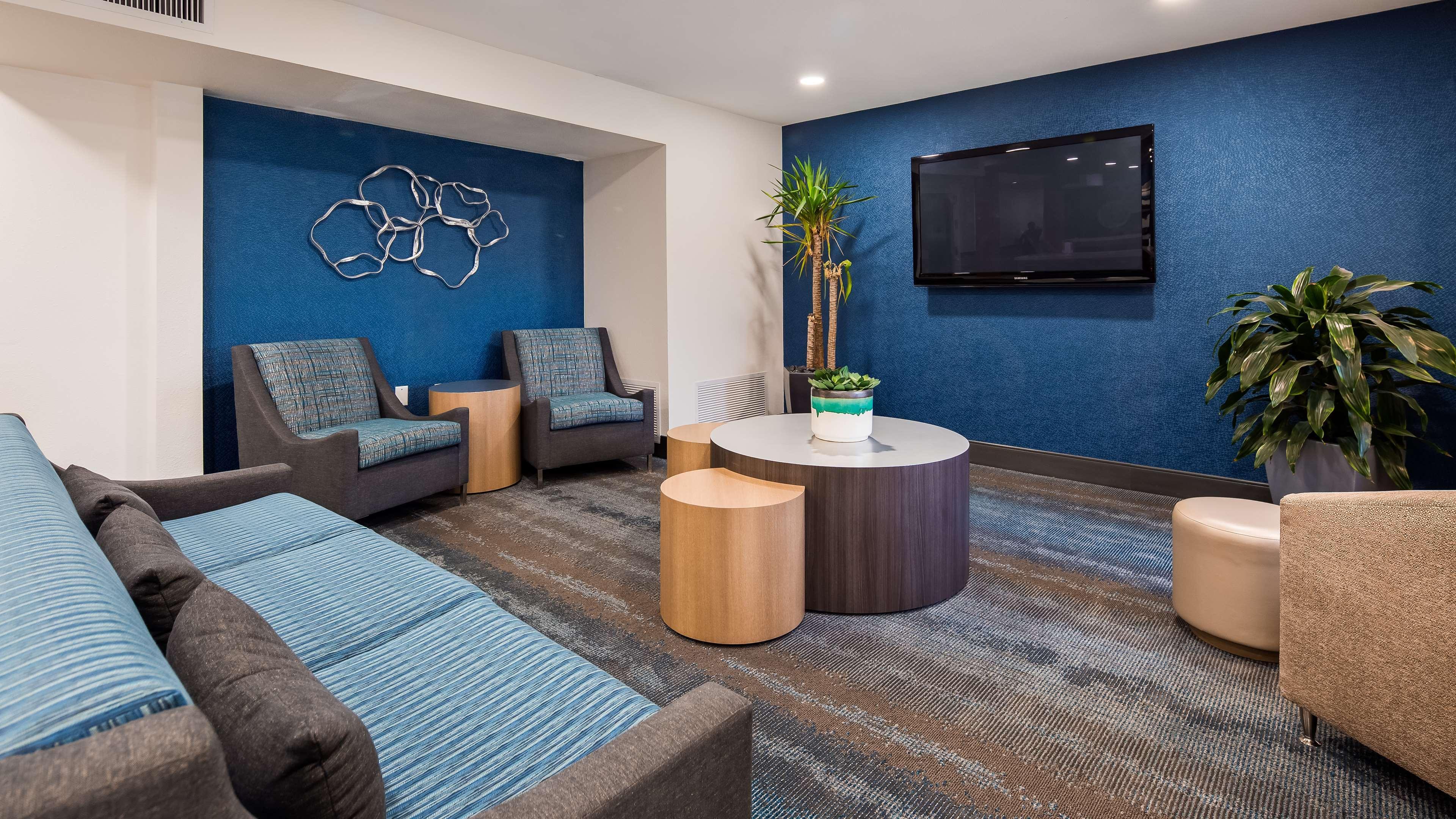 La Quinta Inn & Suites By Wyndham Tulsa Downtown - Route 66 Kültér fotó