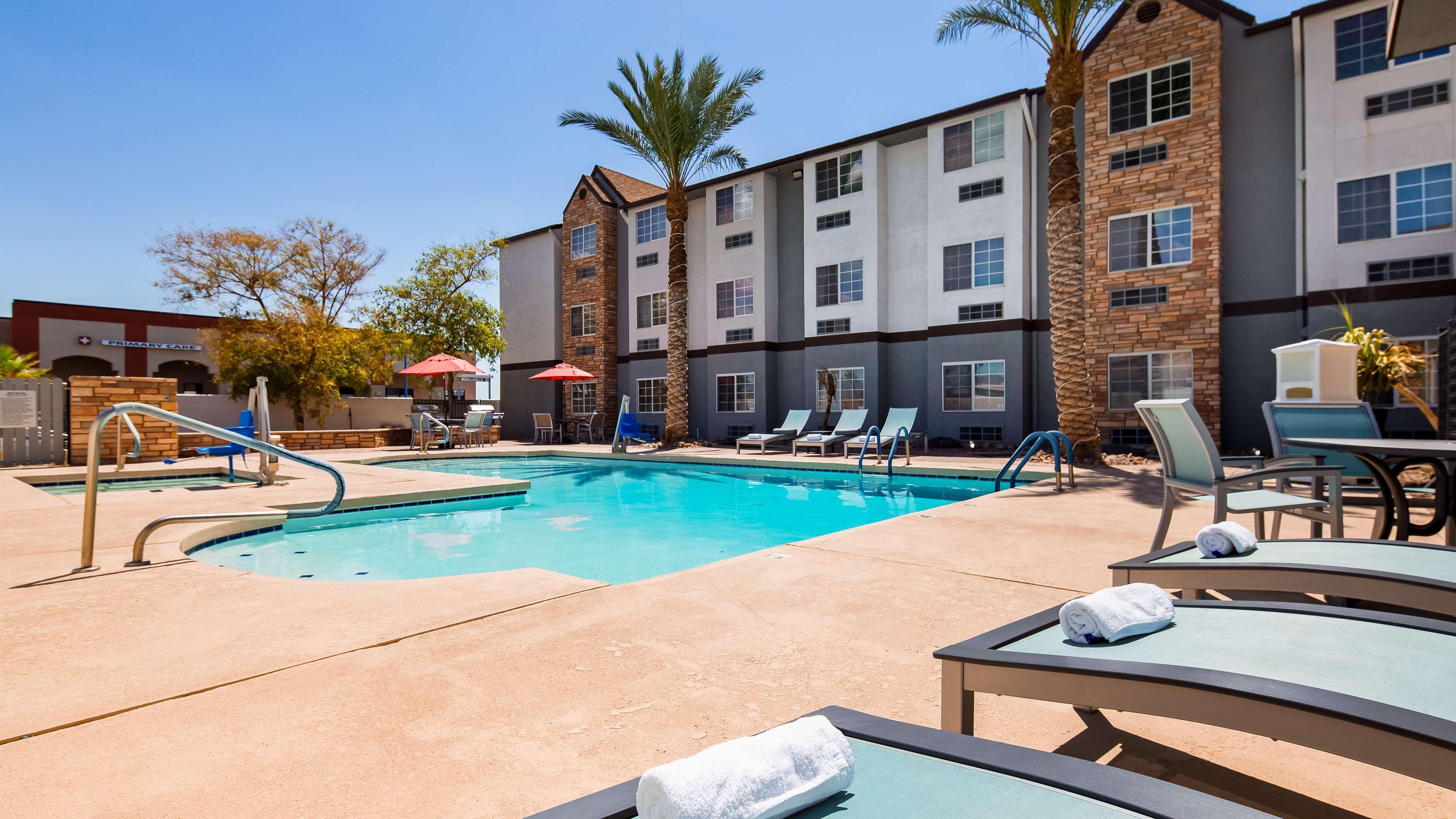 La Quinta Inn & Suites By Wyndham Tulsa Downtown - Route 66 Kültér fotó