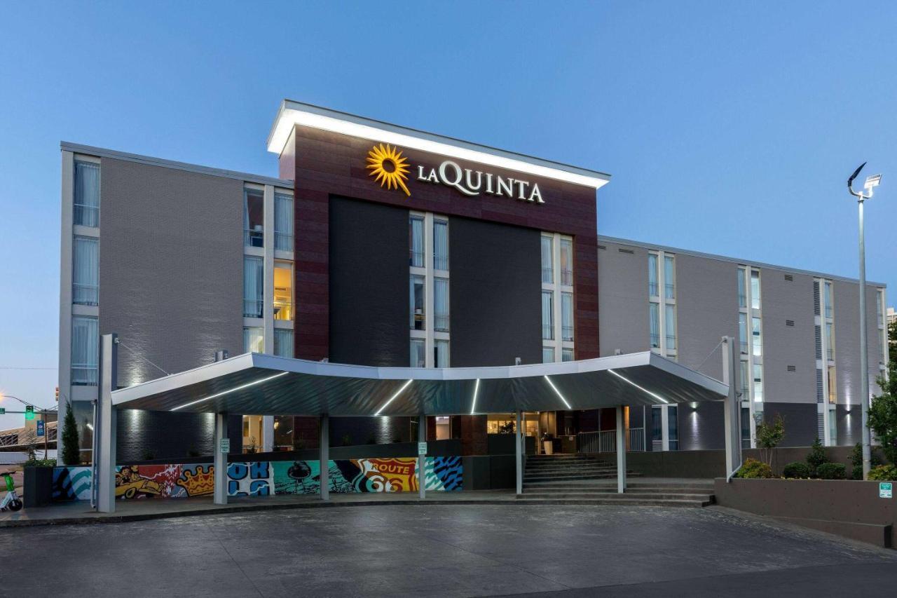 La Quinta Inn & Suites By Wyndham Tulsa Downtown - Route 66 Kültér fotó