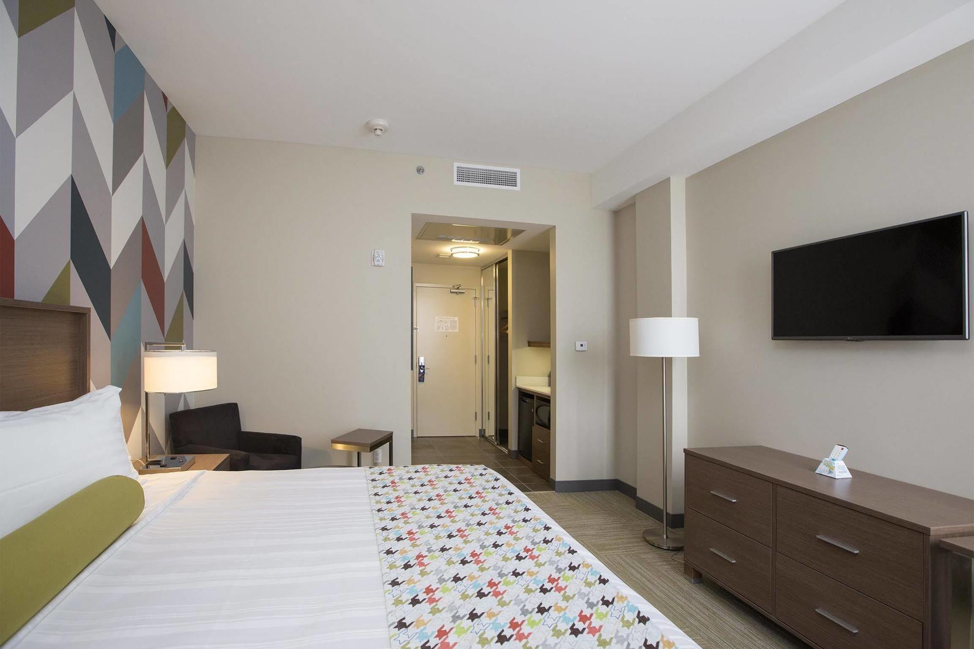 La Quinta Inn & Suites By Wyndham Tulsa Downtown - Route 66 Kültér fotó
